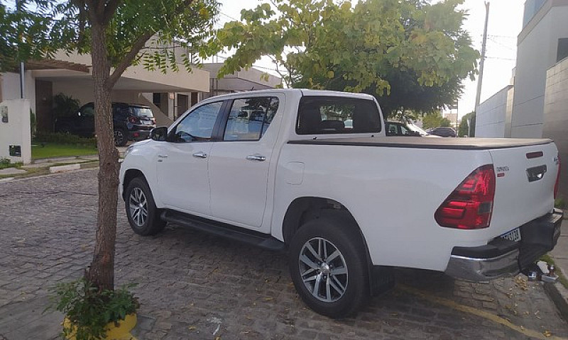 Hilux Cd Srv 2.7 4X2...