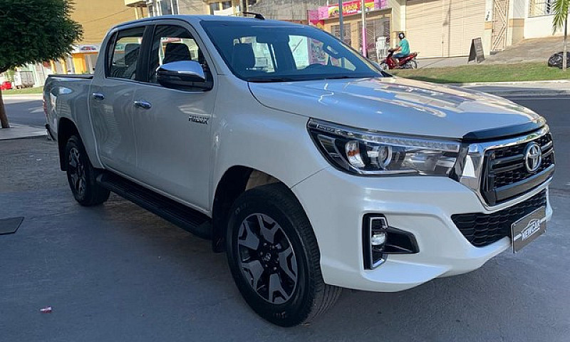 Hilux Srx 2020 Branc...