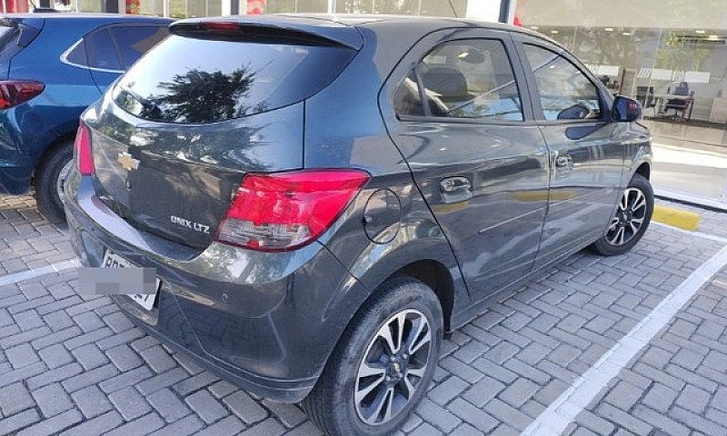 Onix 1.4 Flex 2016 -...