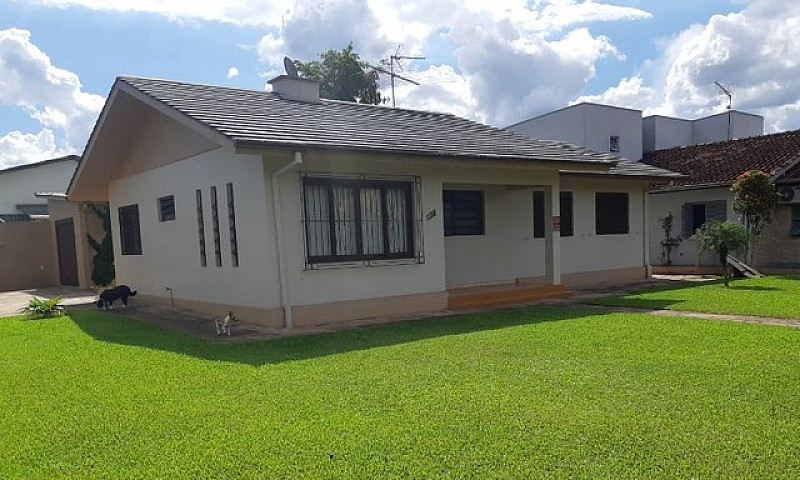 Casa Com 3 Quartos ...