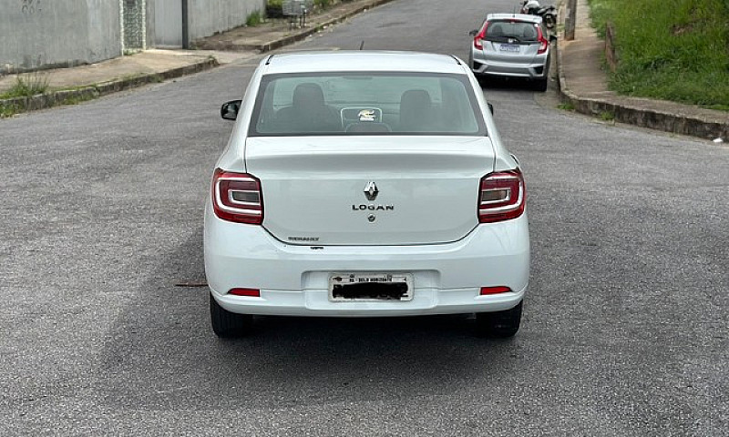 Renault Logan 1.0 20...