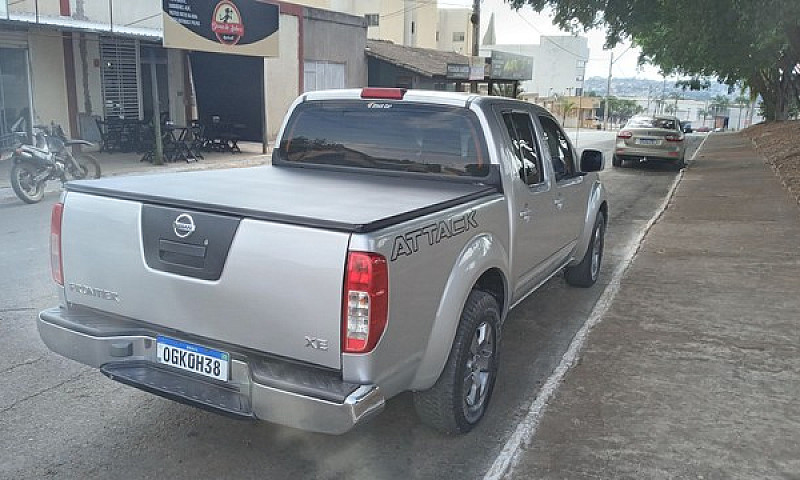 Vendo Nissan Frontie...