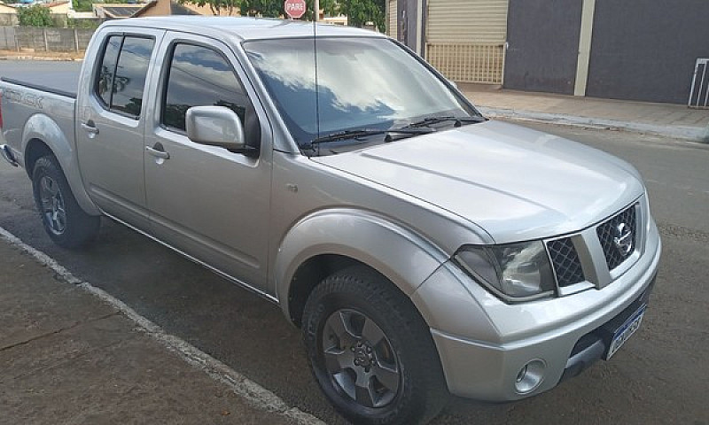 Vendo Nissan Frontie...