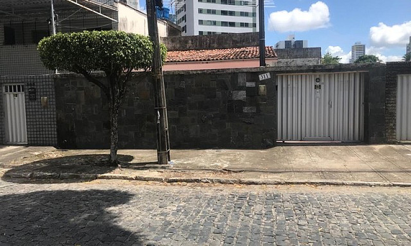 Alugo Excelente Casa...