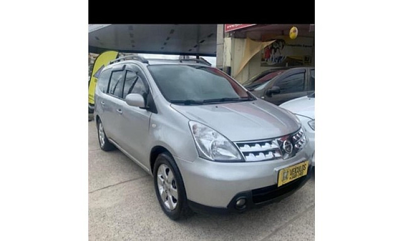 Nissan Livina 2011 1...