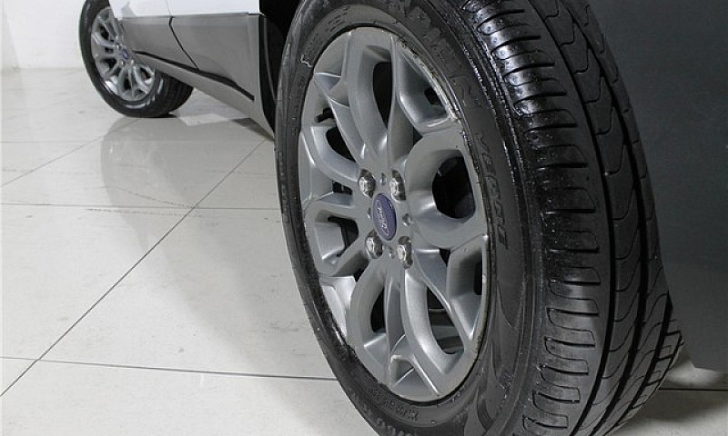 Ford Ecosport 2013 1...