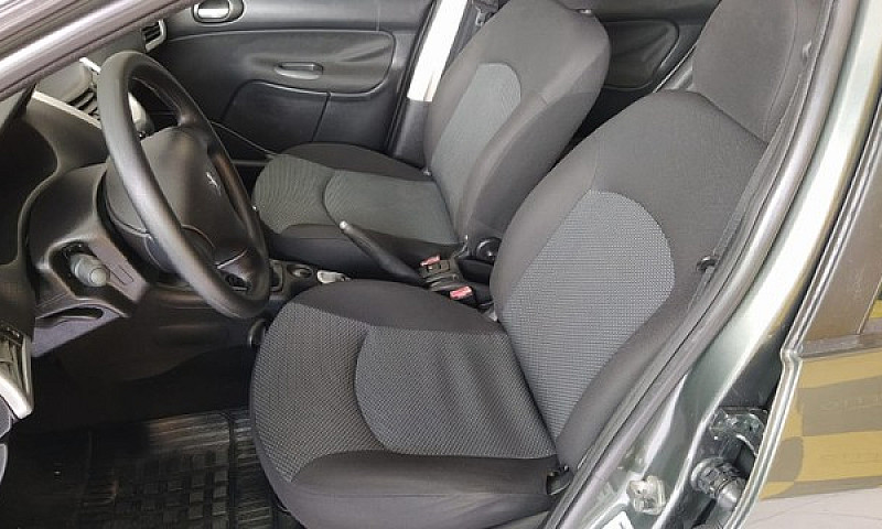 Peugeot 207 1.4 Xr C...