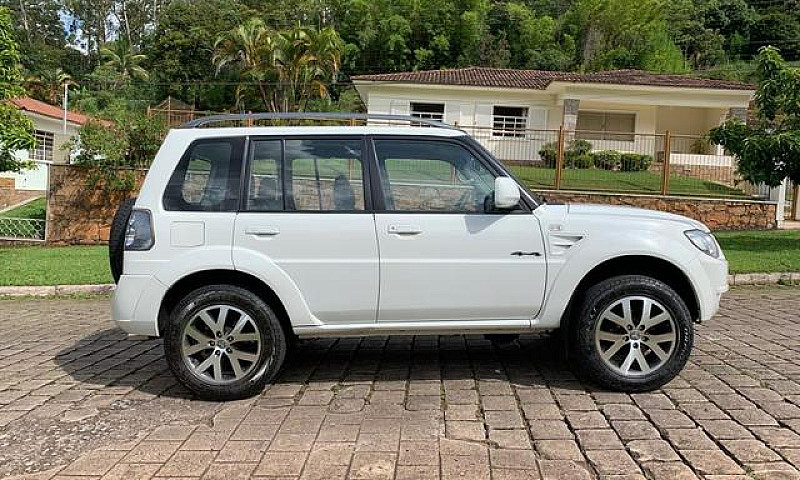 Mitsubishi Pajero Tr...