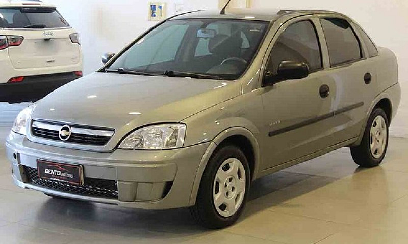 Chevrolet Corsa Seda...