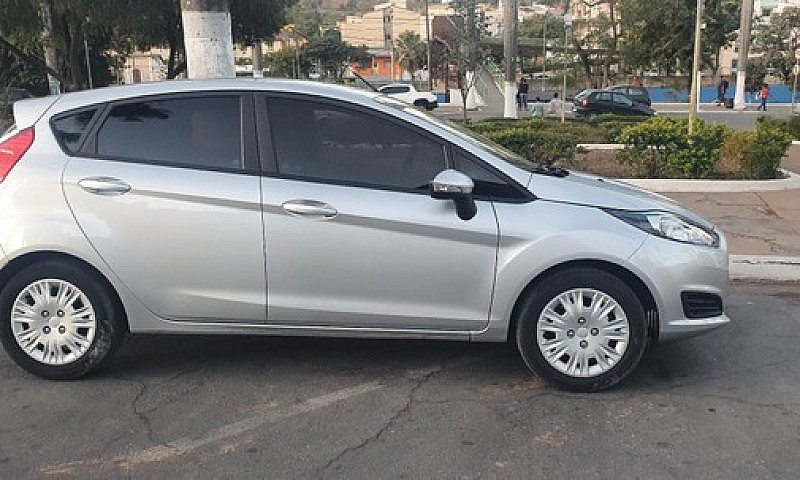 New Fiesta 1.6 Compl...