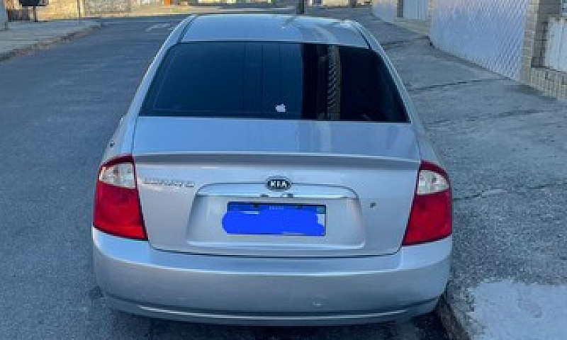 Kia Cerato 2006 Segu...