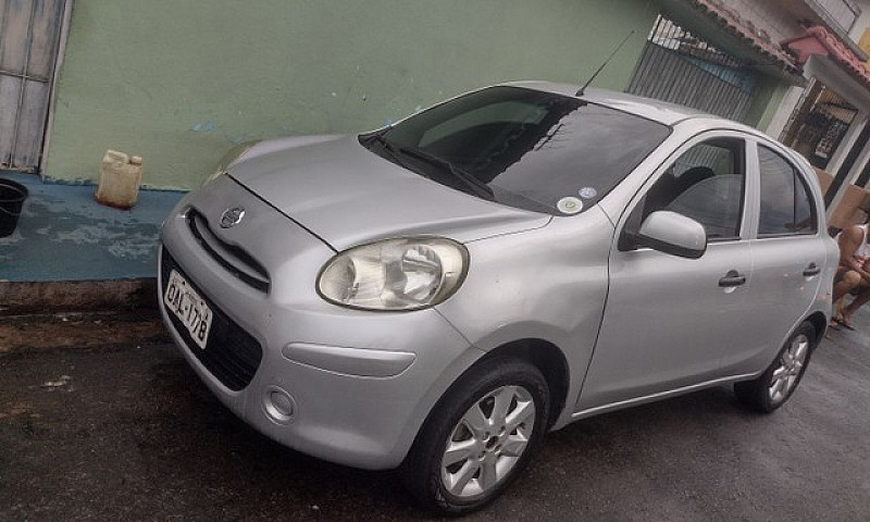 Vende Se Nissan Marc...