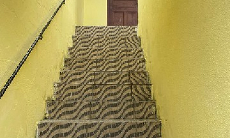 Aluga-Se Casa No Cjt...