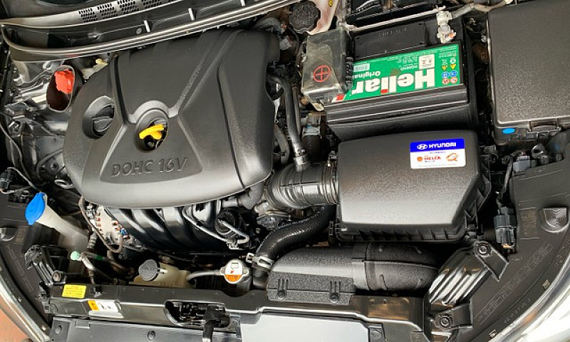 Hyundai Elantra - 20...