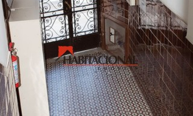 Residential / Aparta...