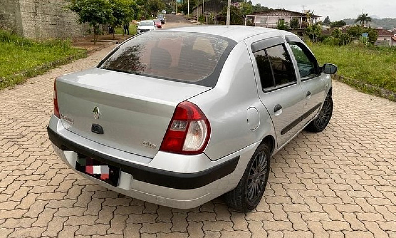 Clio Sedan 2005 Com ...