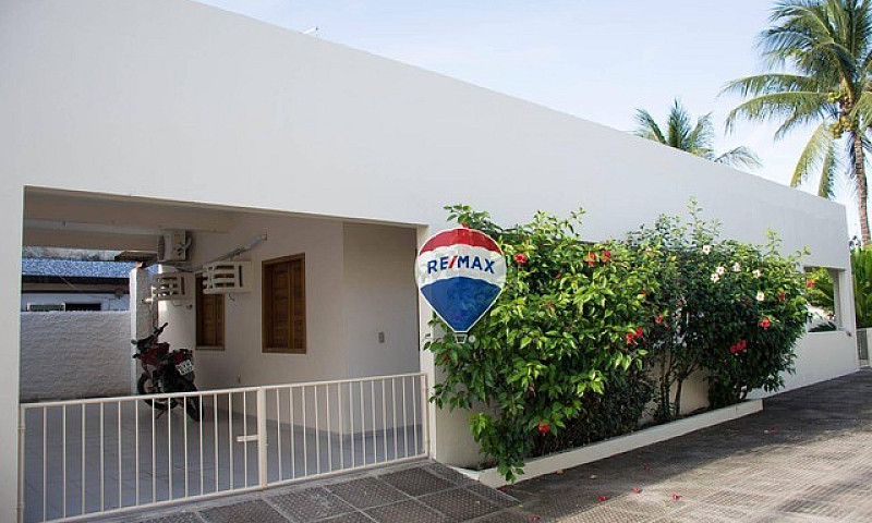 Vende Linda Casa Com...