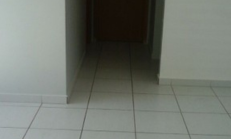 Aluga-Se Apartamento...
