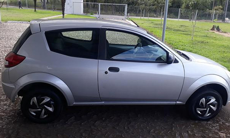 Vendo Ford Ka 1.0 20...