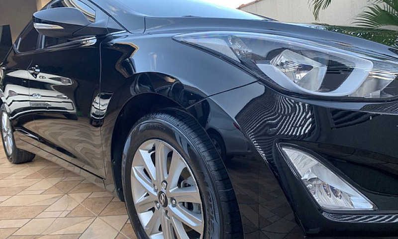 Hyundai Elantra - 20...