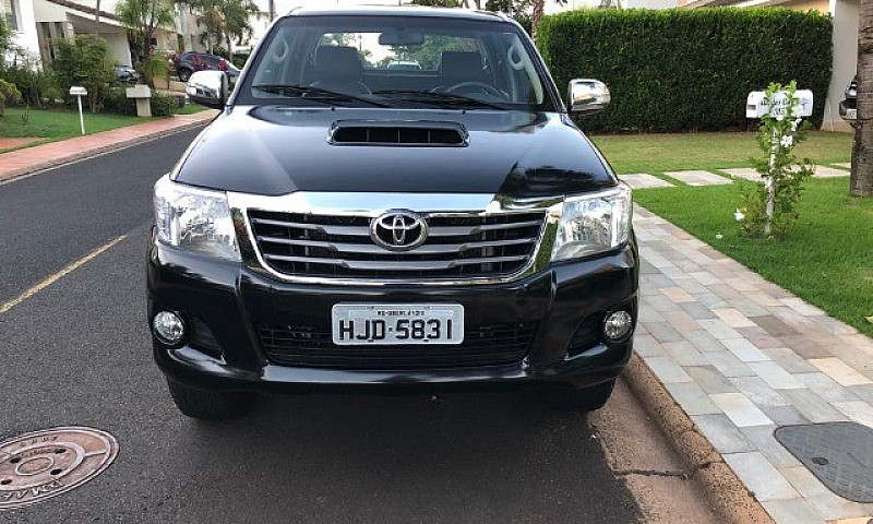 Toyota Hilux 2011/12...