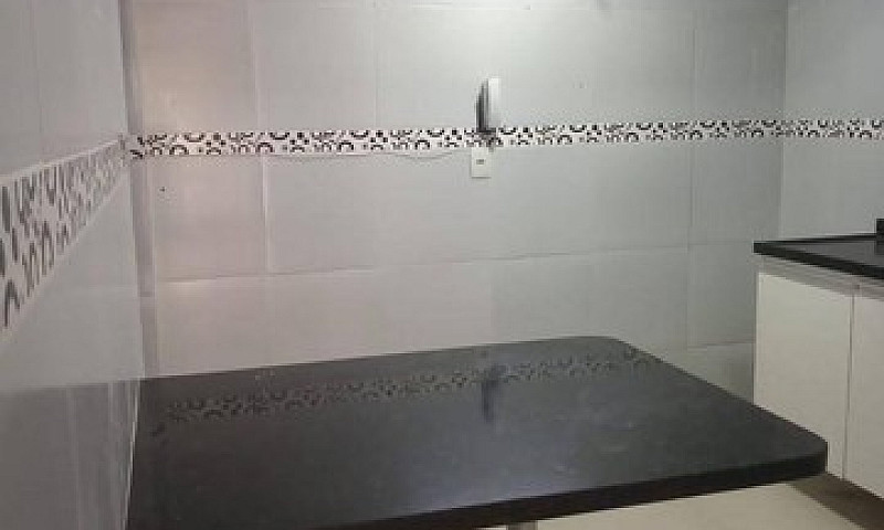 Casa Com 2 Dormitóri...