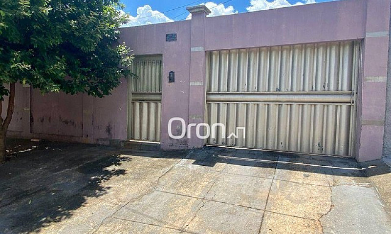 Sobrado À Venda, 184...