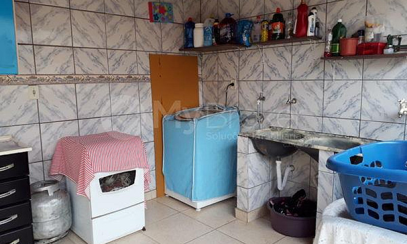 Casa  Com 3 Quartos ...