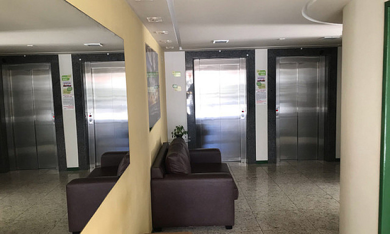 Quarto E Sala Mobili...