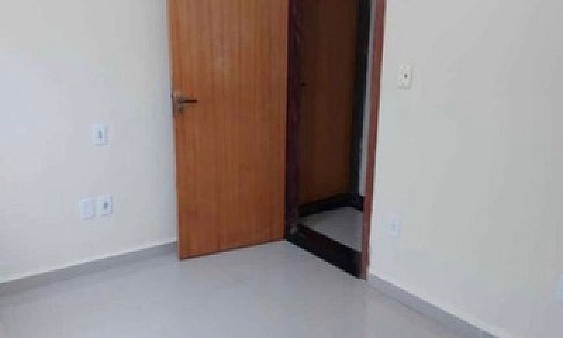 Vende Se Casa Com Ga...