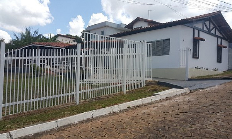 Alugo Casa Grande Em...