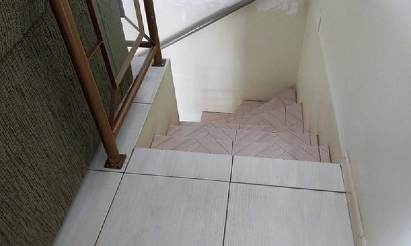Sobrado Bem Localiza...
