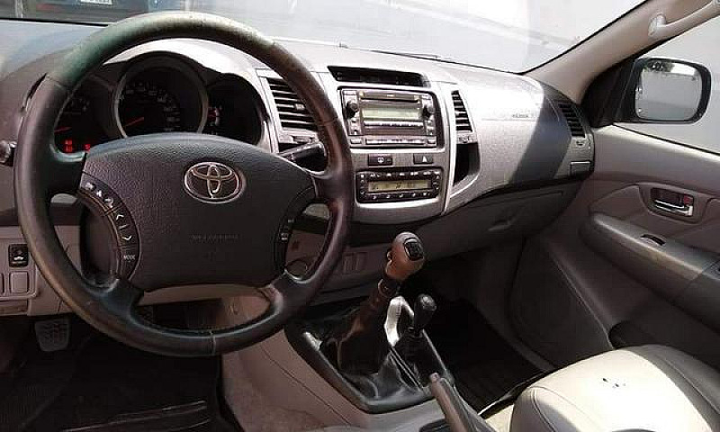 Toyota Hilux Cd Srv ...