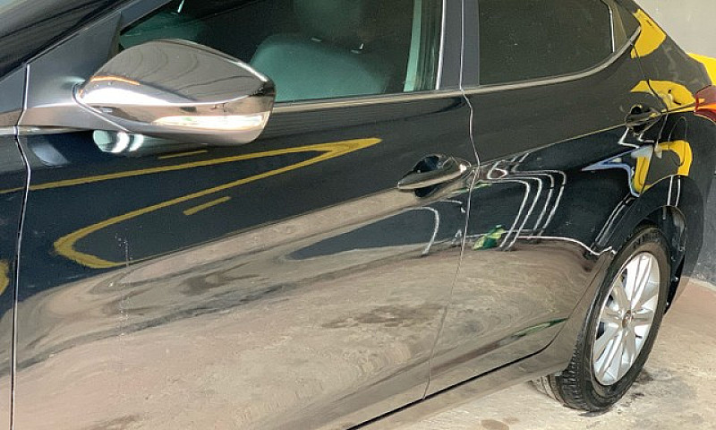 Hyundai Elantra - 20...