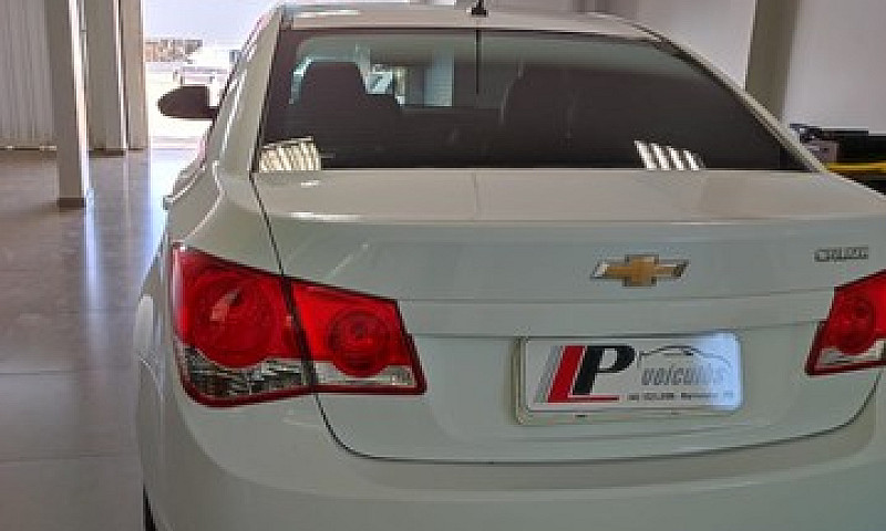 Chevrolet Cruze Seda...