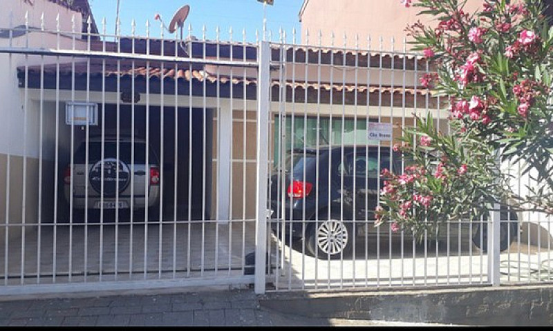 Ótima Casa Para Vend...