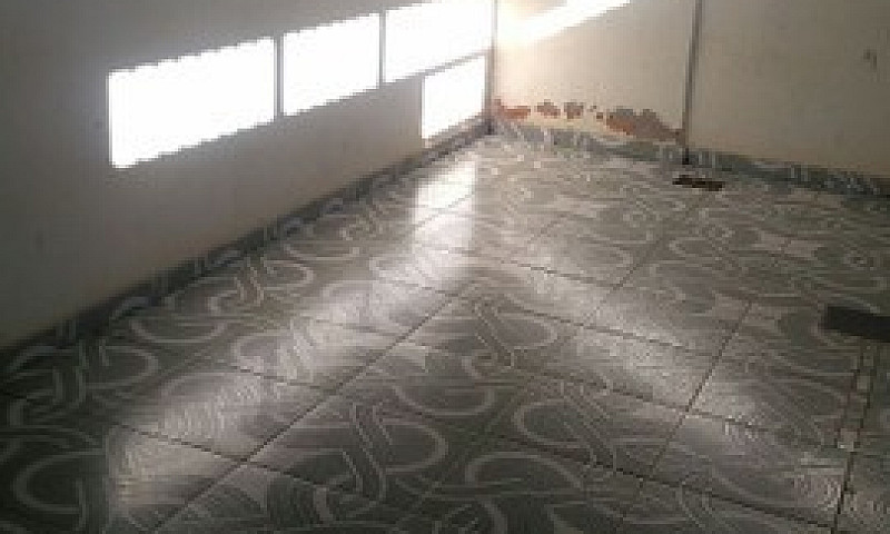 Sobrado Com 4 Moradi...