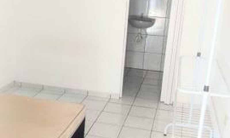 Kitnet Mobiliada Par...