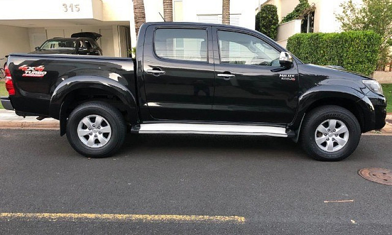 Toyota Hilux 2011/12...