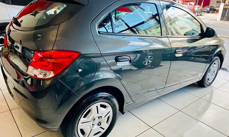 Chevrolet Onix 10Mt ...