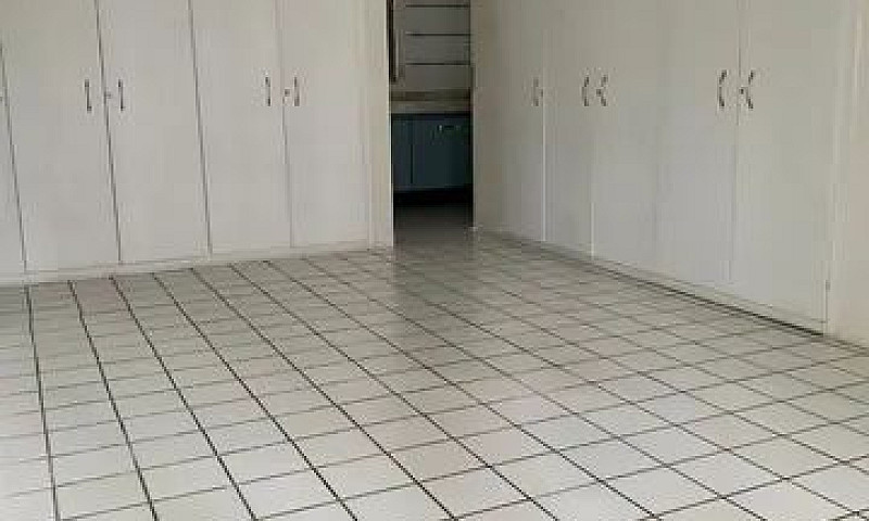 4 Quartos 1 Suíte Na...