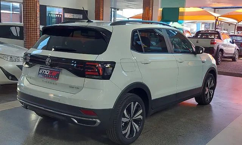 Volkswagen - T-Cross...