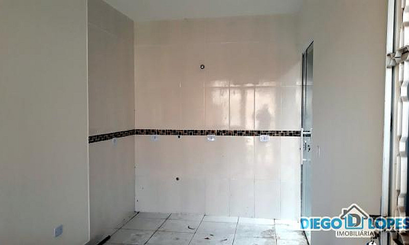 Casa À Venda Com 2 D...
