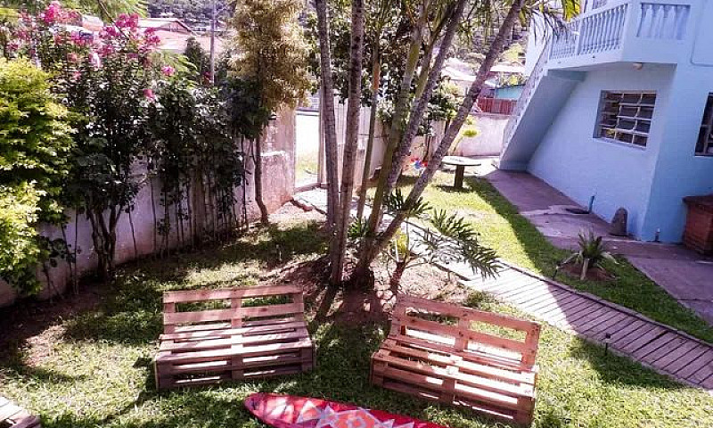 Alugue Um Quarto Aco...