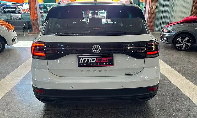 Volkswagen - T-Cross...