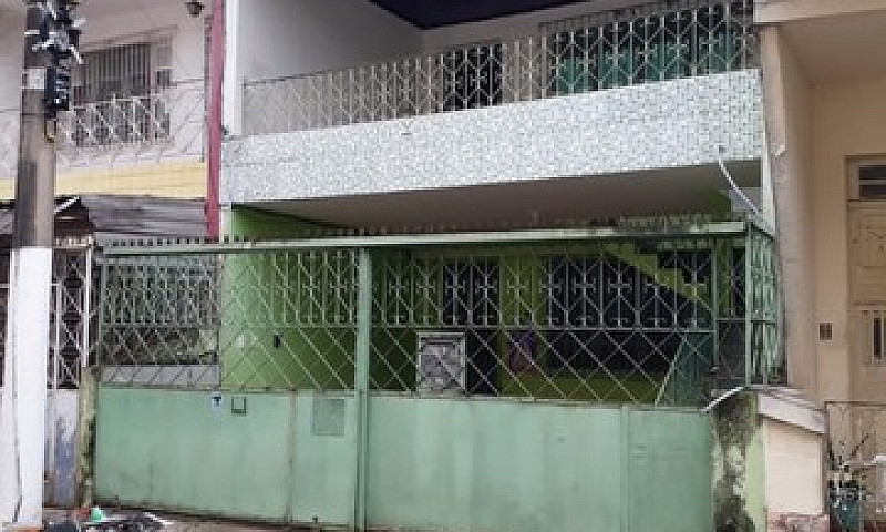 Casa Na Cidade Velha...