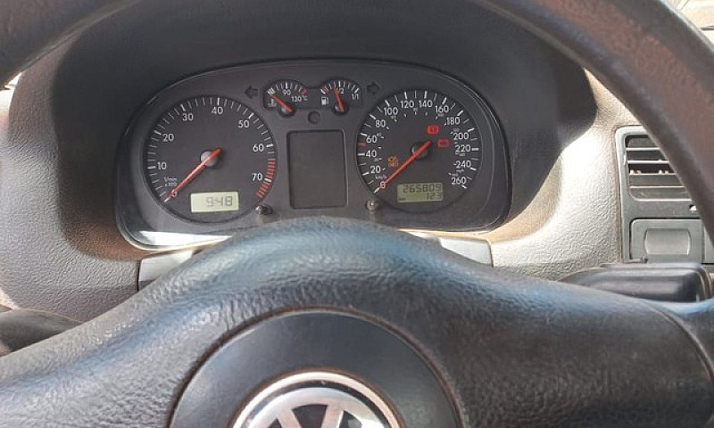 Volkswagen Bora...