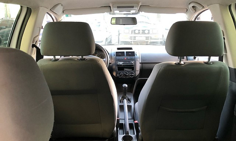 Polo Hatch 1.6...