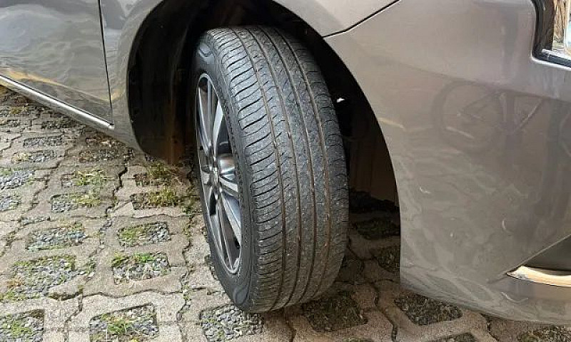 Nissan Versa 1.6 Sl ...