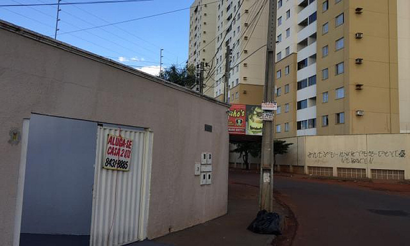 Casinha 2/4 Com Gara...